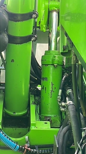 Merlo siłownik hydrauliczny Poziomowania - Hydraulický valec pre Poľnohospodárske stroje: obrázok 1 Merlo siłownik hydrauliczny Poziomowania - Hydraulický valec pre Poľnohospodárske stroje: obrázok 1