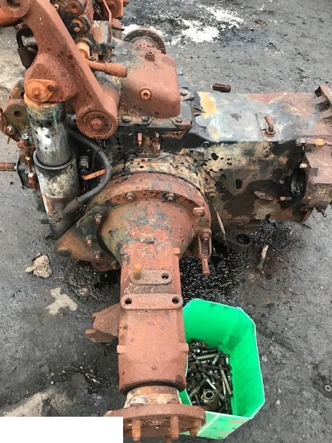 Steyr 4115 PROFI - TYLKO CZĘŚCI MECHANICZNE - Náhradný diel pre Poľnohospodárske stroje: obrázok 5 Steyr 4115 PROFI - TYLKO CZĘŚCI MECHANICZNE - Náhradný diel pre Poľnohospodárske stroje: obrázok 5