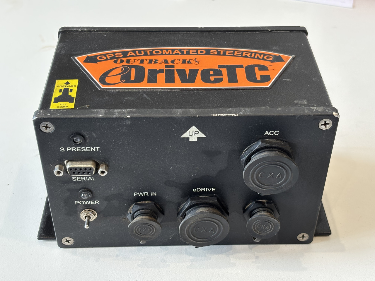 Outback eDrive GPS System Automatycznego Kierowania John Deere Claas - Navigačný systém pre Poľnohospodárske stroje: obrázok 1 Outback eDrive GPS System Automatycznego Kierowania John Deere Claas - Navigačný systém pre Poľnohospodárske stroje: obrázok 1