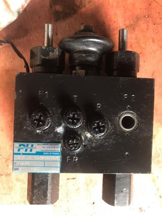 Pompa Hydrauliczna Poclain A11826E VB-0B0-0A0-00-H0-004-347X - Hydraulické čerpadlo pre Poľnohospodárske stroje: obrázok 1 Pompa Hydrauliczna Poclain A11826E VB-0B0-0A0-00-H0-004-347X - Hydraulické čerpadlo pre Poľnohospodárske stroje: obrázok 1