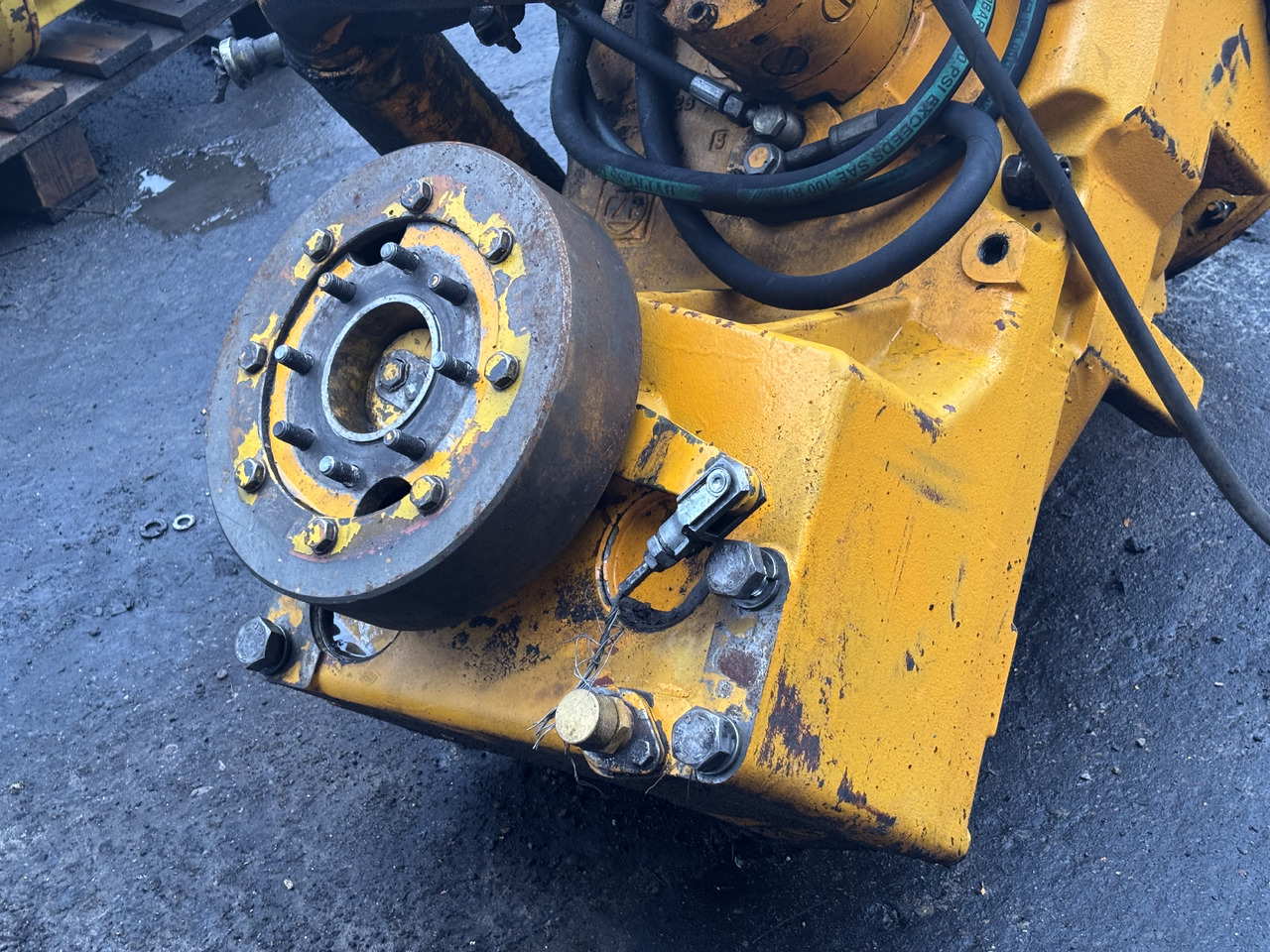 ZF 4WG180 4 WG 180 Skrzynia biegów 4WG150 4WG160 4WG190 Betonomieszarka - Prevodovka pre Poľnohospodárske stroje: obrázok 2 ZF 4WG180 4 WG 180 Skrzynia biegów 4WG150 4WG160 4WG190 Betonomieszarka - Prevodovka pre Poľnohospodárske stroje: obrázok 2