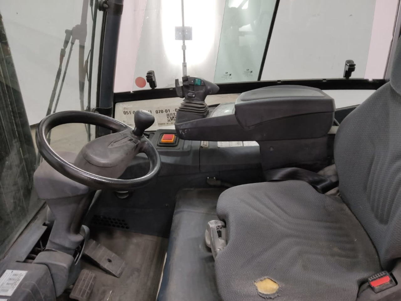 Jungheinrich EFG425 - Elektrický vysokozdvižný vozík: obrázok 4 Jungheinrich EFG425 - Elektrický vysokozdvižný vozík: obrázok 4