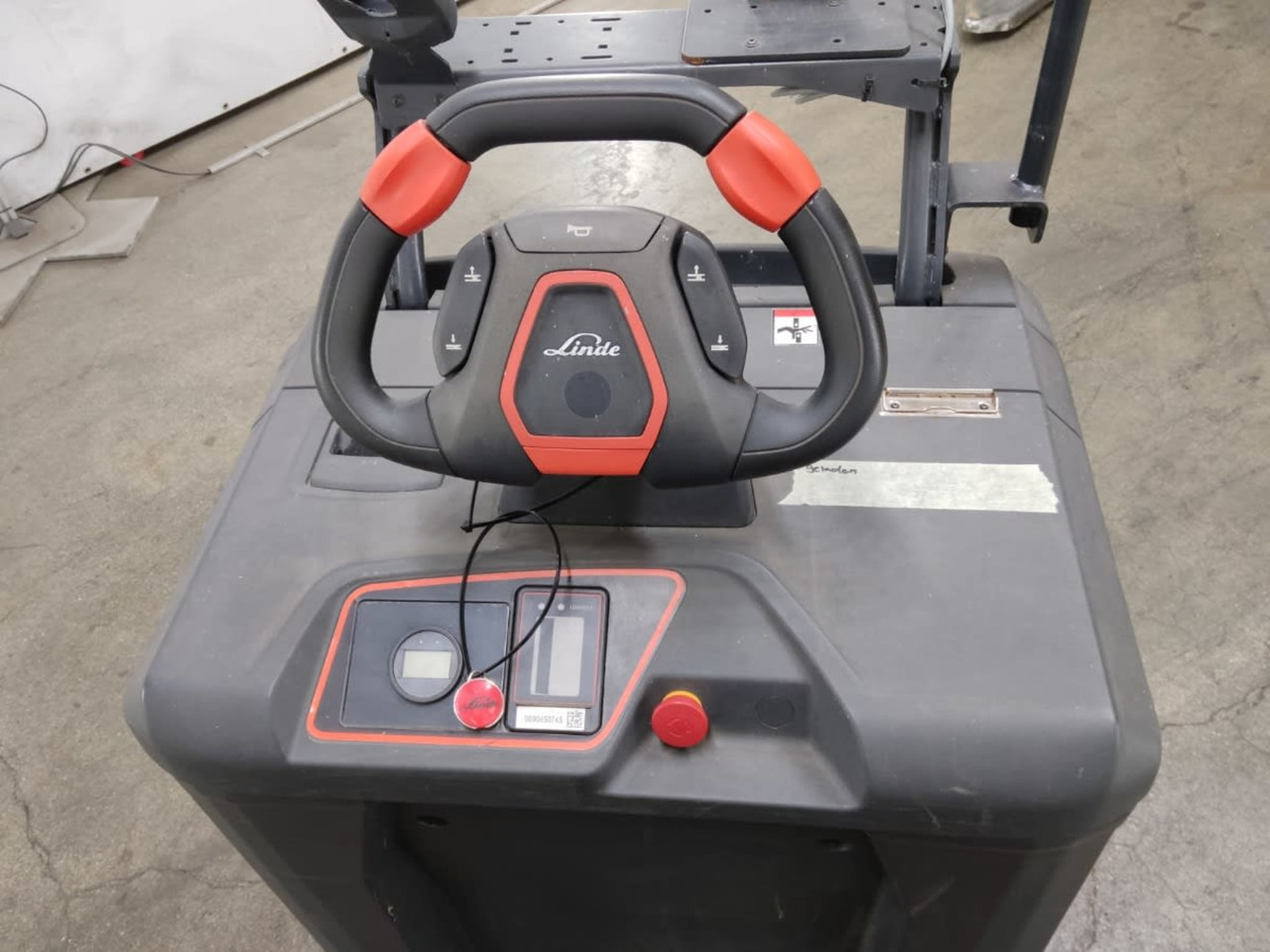 Linde N20/LiIon - Vychystávací vozík: obrázok 4 Linde N20/LiIon - Vychystávací vozík: obrázok 4