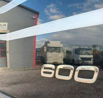 Volvo FH16-600. Euro 5 - Valníkový/ Plošinový nákladný automobil: obrázok 3 Volvo FH16-600. Euro 5 - Valníkový/ Plošinový nákladný automobil: obrázok 3