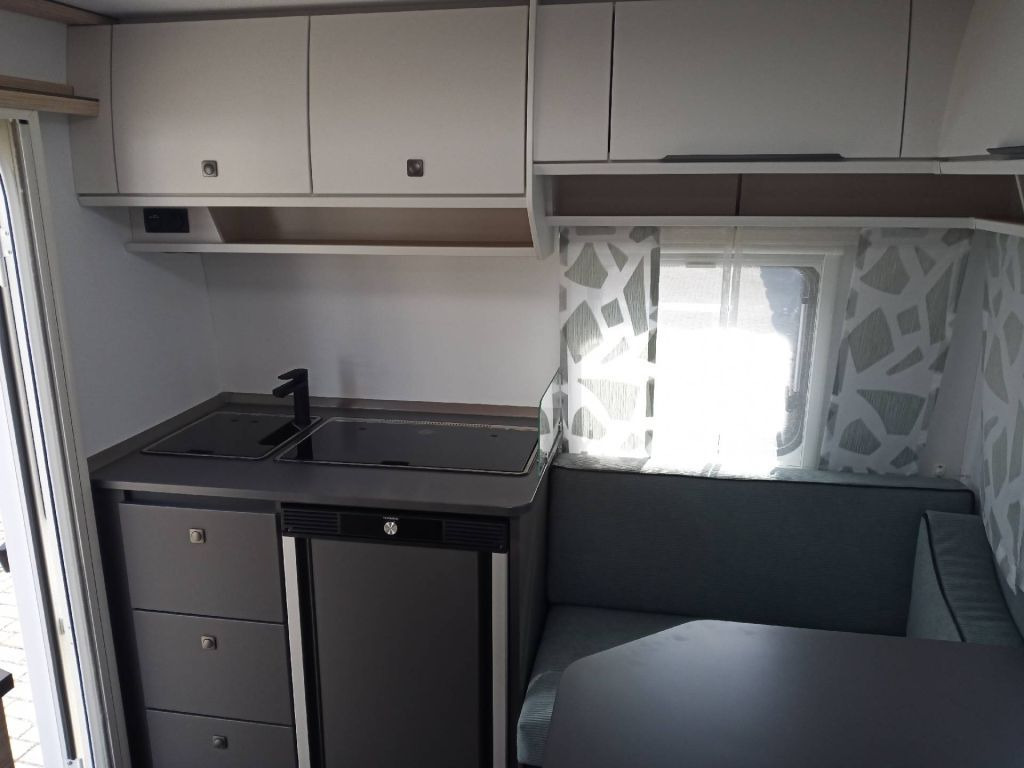 Obytný príves Fendt Apero Activ 390 FH 2026 1700Kg "Brenta": obrázok 11 Obytný príves Fendt Apero Activ 390 FH 2026 1700Kg "Brenta": obrázok 11