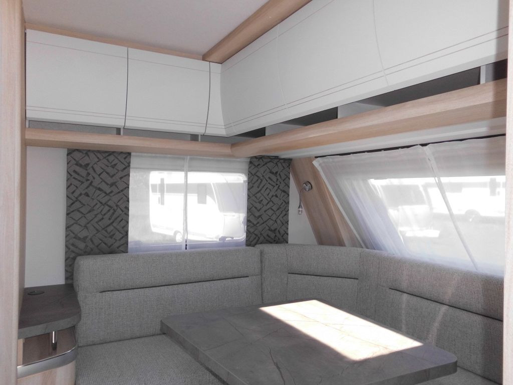 Hobby De Luxe 460 LU Lagerabverkauf! - Obytný príves: obrázok 5 Hobby De Luxe 460 LU Lagerabverkauf! - Obytný príves: obrázok 5
