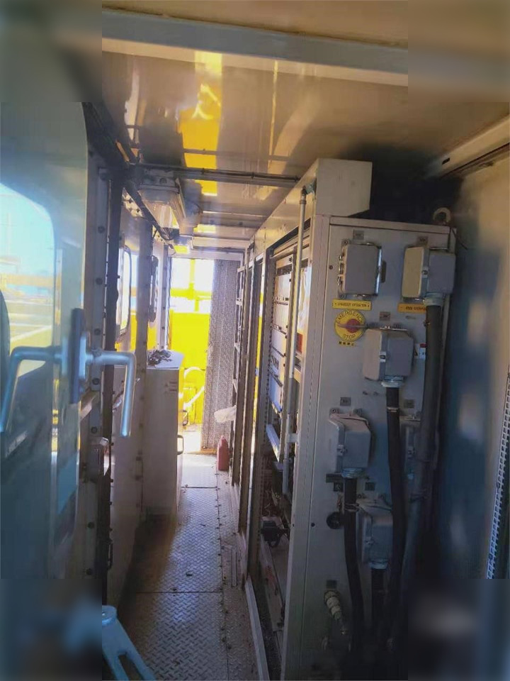 1994 LIEBHERR LHM1200HD - Rýchlostaviteľný žeriav: obrázok 4 1994 LIEBHERR LHM1200HD - Rýchlostaviteľný žeriav: obrázok 4