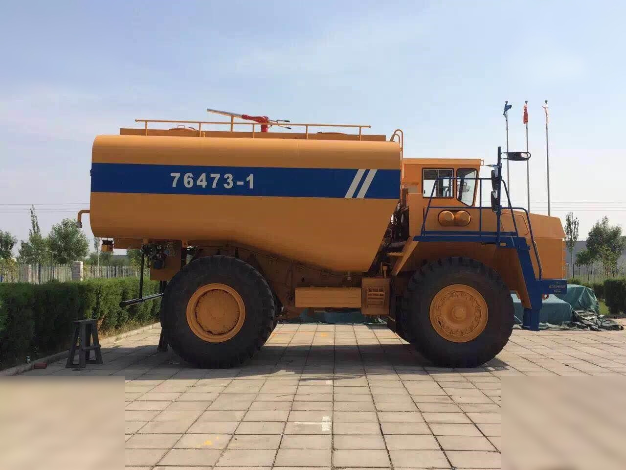 2000 BELAZ 75473 - Pevný damper: obrázok 1 2000 BELAZ 75473 - Pevný damper: obrázok 1