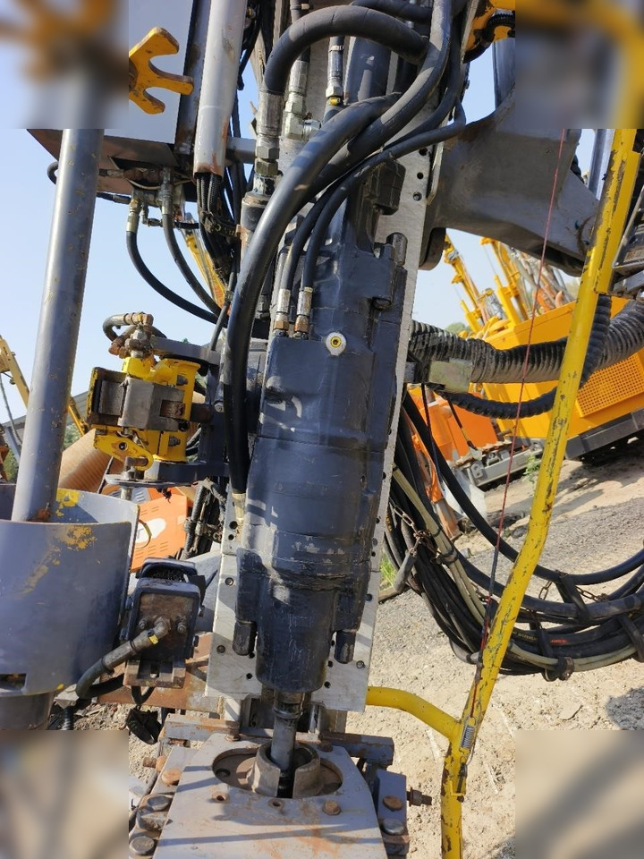 2012 ATLAS COPCO FLEXIROC T35-11 - Vrtné príslušenstvo: obrázok 2 2012 ATLAS COPCO FLEXIROC T35-11 - Vrtné príslušenstvo: obrázok 2