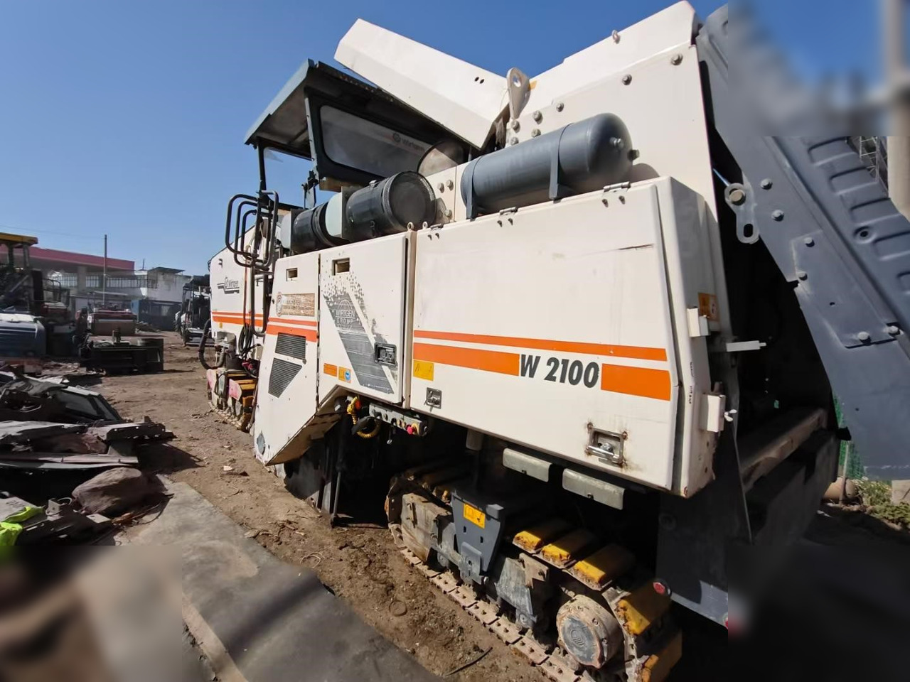2013 WIRTGEN W2100 - Cestná fréza: obrázok 1 2013 WIRTGEN W2100 - Cestná fréza: obrázok 1