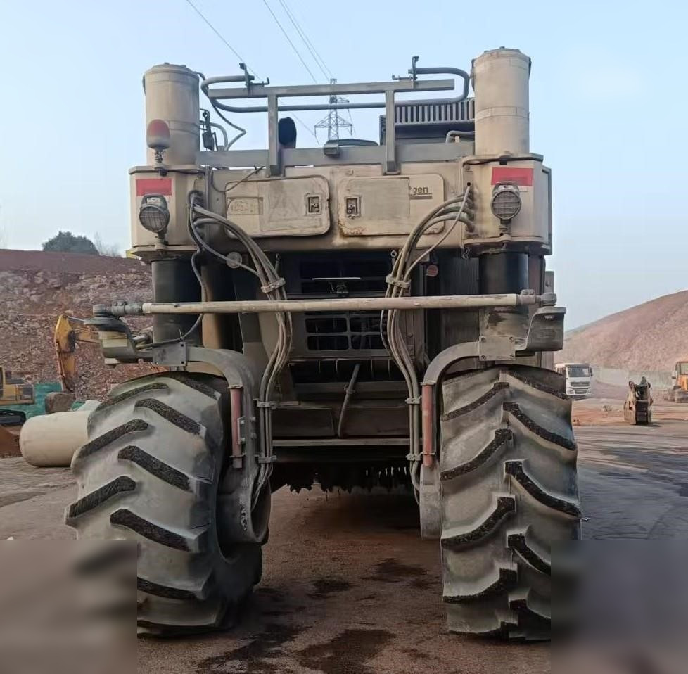 2016 WIRTGEN WR2500S - Stabilizátor zeminy: obrázok 5 2016 WIRTGEN WR2500S - Stabilizátor zeminy: obrázok 5