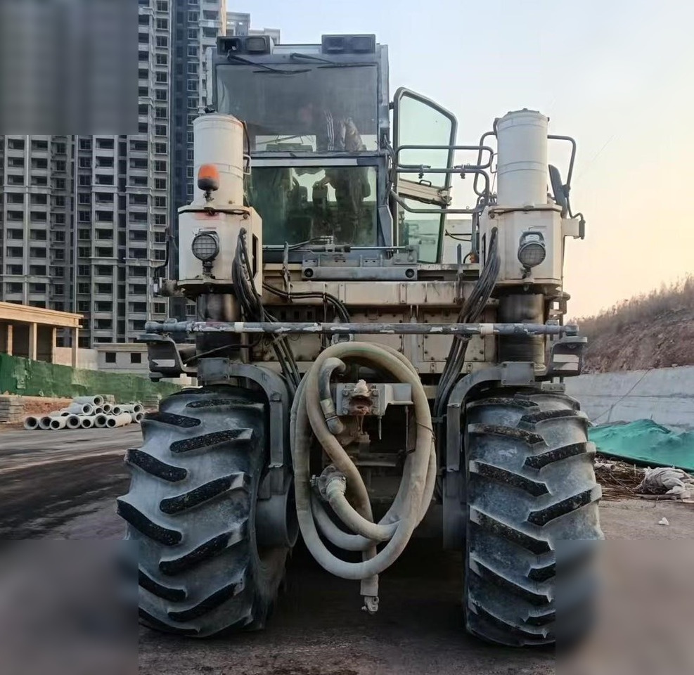 2016 WIRTGEN WR2500S - Stabilizátor zeminy: obrázok 4 2016 WIRTGEN WR2500S - Stabilizátor zeminy: obrázok 4