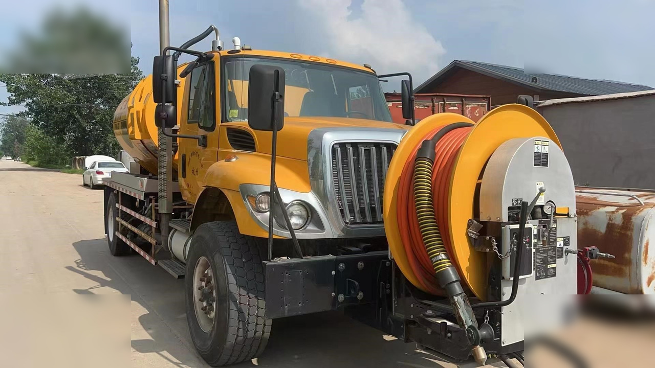 2017 VACTOR RAMJET - Fekálne vozidlo: obrázok 2 2017 VACTOR RAMJET - Fekálne vozidlo: obrázok 2