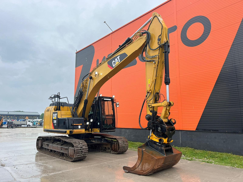 Caterpillar 320 E 3D / ROTOTILT / CENTRAL LUBRICATION / 3D / AC - Pásové rýpadlo: obrázok 2 Caterpillar 320 E 3D / ROTOTILT / CENTRAL LUBRICATION / 3D / AC - Pásové rýpadlo: obrázok 2