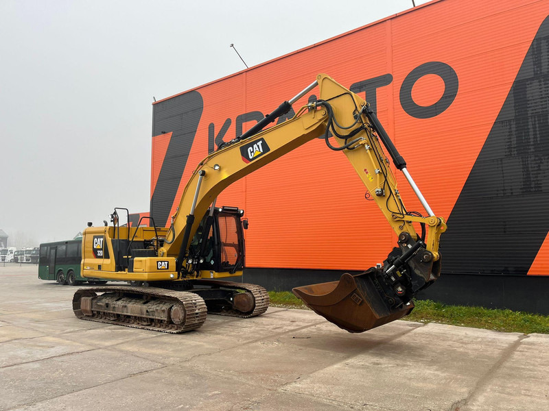 Caterpillar 320 ROTOTILT / CENTRAL LUBRICATION / AC / 2 BUCKETS - Pásové rýpadlo: obrázok 3 Caterpillar 320 ROTOTILT / CENTRAL LUBRICATION / AC / 2 BUCKETS - Pásové rýpadlo: obrázok 3
