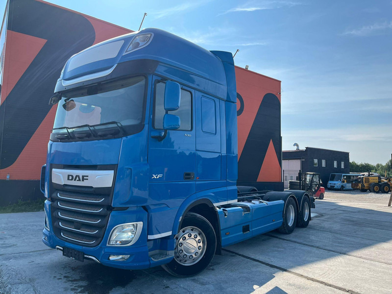 DAF XF 530 6x2 CHASSIS L=6120 mm - Podvozek s kabinou: obrázok 2 DAF XF 530 6x2 CHASSIS L=6120 mm - Podvozek s kabinou: obrázok 2
