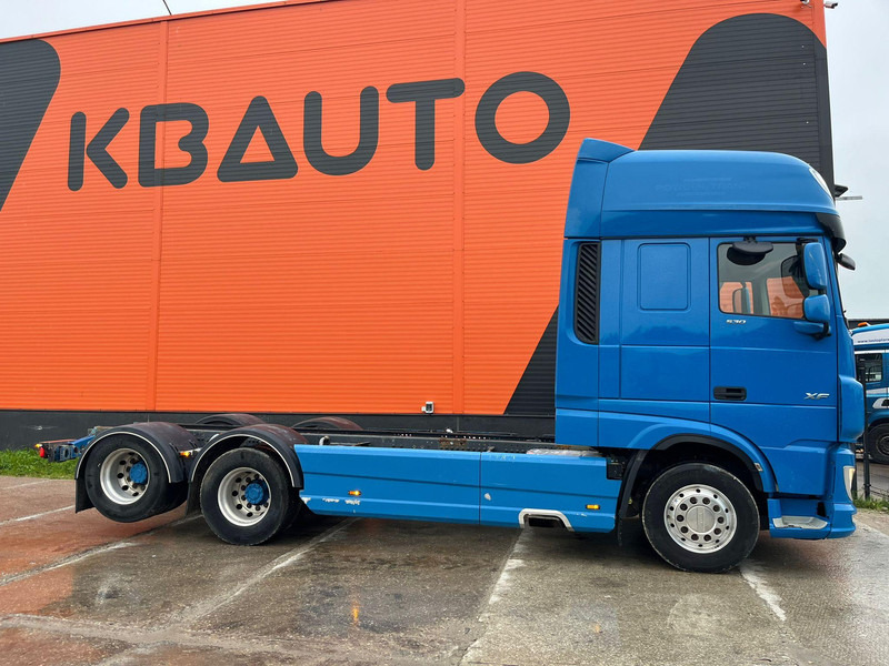 DAF XF 530 6x2 PTO / CHASSIS L=6074 mm - Podvozek s kabinou: obrázok 4 DAF XF 530 6x2 PTO / CHASSIS L=6074 mm - Podvozek s kabinou: obrázok 4