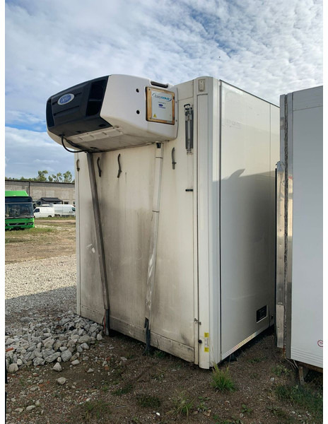Ekeri COOLER BOX FOR MERCEDES TRUCK 7100mm / SUPRA 850 NORDIC - Chladírenská nadstavba: obrázok 3 Ekeri COOLER BOX FOR MERCEDES TRUCK 7100mm / SUPRA 850 NORDIC - Chladírenská nadstavba: obrázok 3