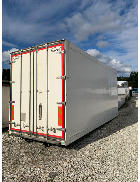 Ekeri COOLER BOX FOR MERCEDES TRUCK 7100mm / SUPRA 850 NORDIC - Chladírenská nadstavba: obrázok 2 Ekeri COOLER BOX FOR MERCEDES TRUCK 7100mm / SUPRA 850 NORDIC - Chladírenská nadstavba: obrázok 2