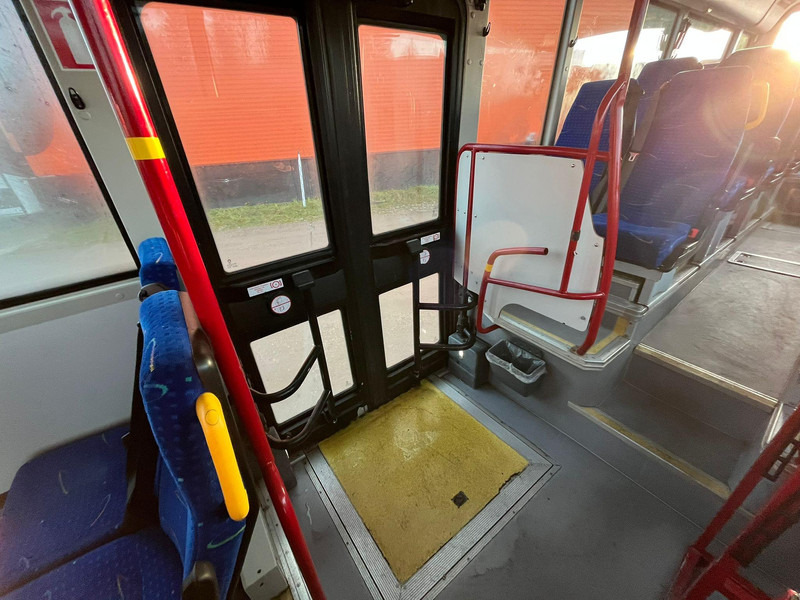 Mestský autobus Iveco Crossway LE 4x2 41 SEATS / AC / AUXILIARY HEATING: obrázok 20 Mestský autobus Iveco Crossway LE 4x2 41 SEATS / AC / AUXILIARY HEATING: obrázok 20