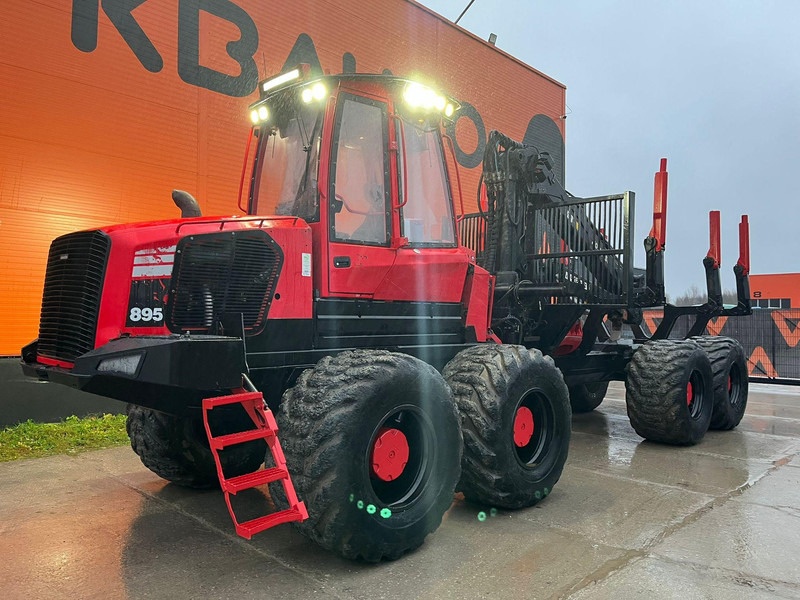 Komatsu 895 8x8 LOADFLEX / CRANE 165F - Vyvážací príves: obrázok 2 Komatsu 895 8x8 LOADFLEX / CRANE 165F - Vyvážací príves: obrázok 2