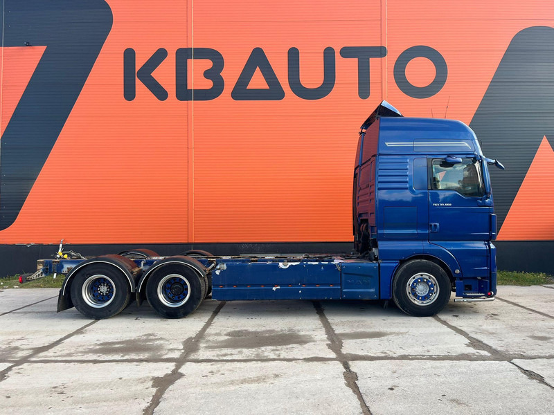 MAN TGX 33.560 6x4 CHASSIS L=6907 mm - Podvozek s kabinou: obrázok 4 MAN TGX 33.560 6x4 CHASSIS L=6907 mm - Podvozek s kabinou: obrázok 4