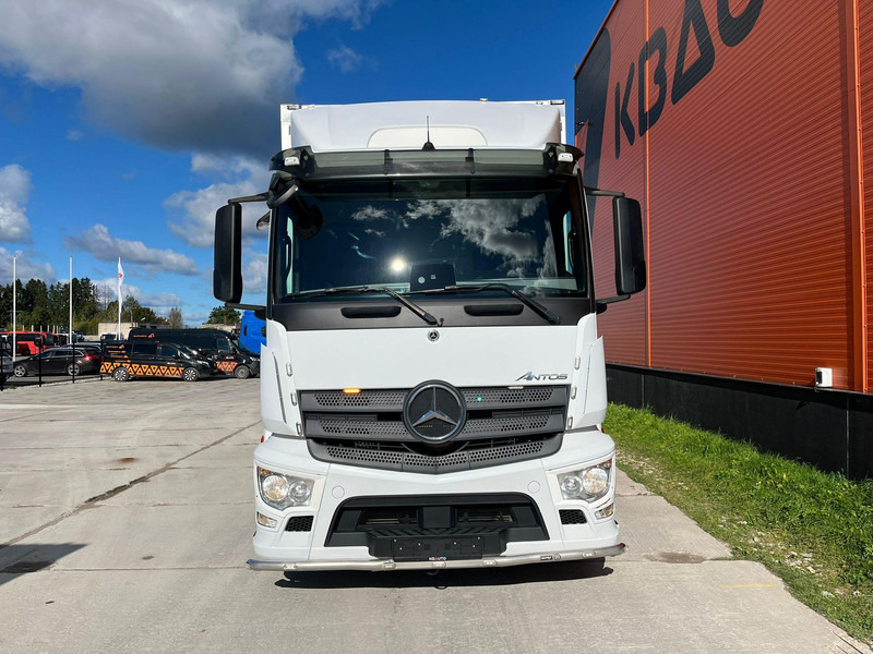 Mercedes-Benz Antos 2540L 6x2*4 THERMOKING UT SPECTRUM / BOX L=9522 mm - Chladirenské nákladné vozidlo: obrázok 2 Mercedes-Benz Antos 2540L 6x2*4 THERMOKING UT SPECTRUM / BOX L=9522 mm - Chladirenské nákladné vozidlo: obrázok 2