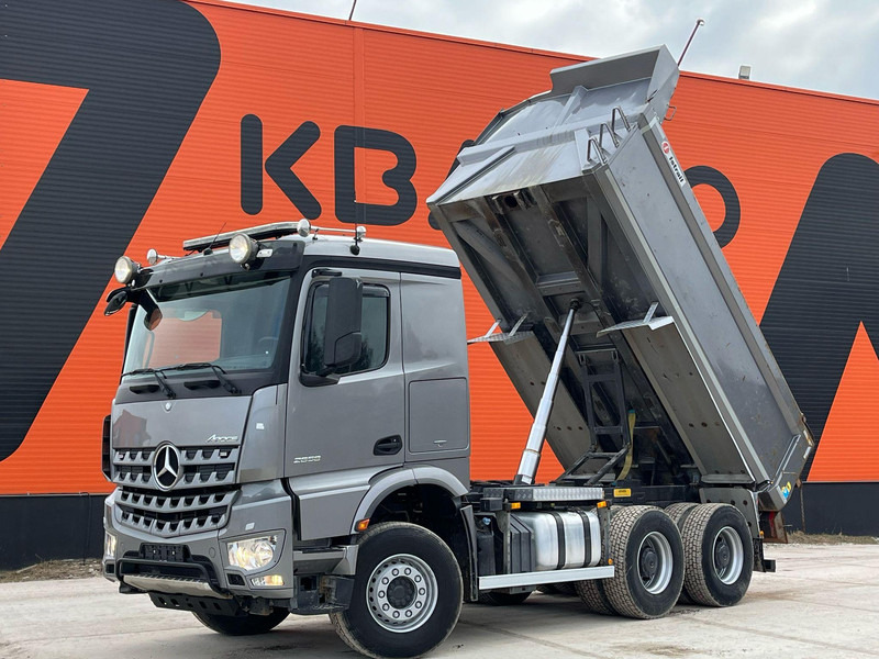 Mercedes-Benz Arocs 2658 6x4 RETARDER / FULL STEEL / BOX L=4633 mm - Sklápač: obrázok 2 Mercedes-Benz Arocs 2658 6x4 RETARDER / FULL STEEL / BOX L=4633 mm - Sklápač: obrázok 2