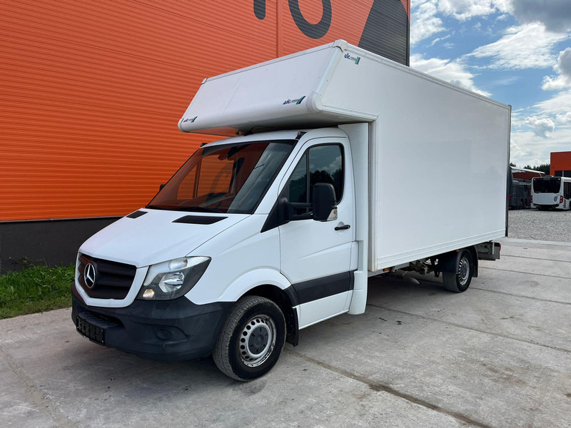 Mercedes-Benz Sprinter 316 CDI LIFT / WEBASTO / AC - Dodávka skriňová nadstavba: obrázok 2 Mercedes-Benz Sprinter 316 CDI LIFT / WEBASTO / AC - Dodávka skriňová nadstavba: obrázok 2