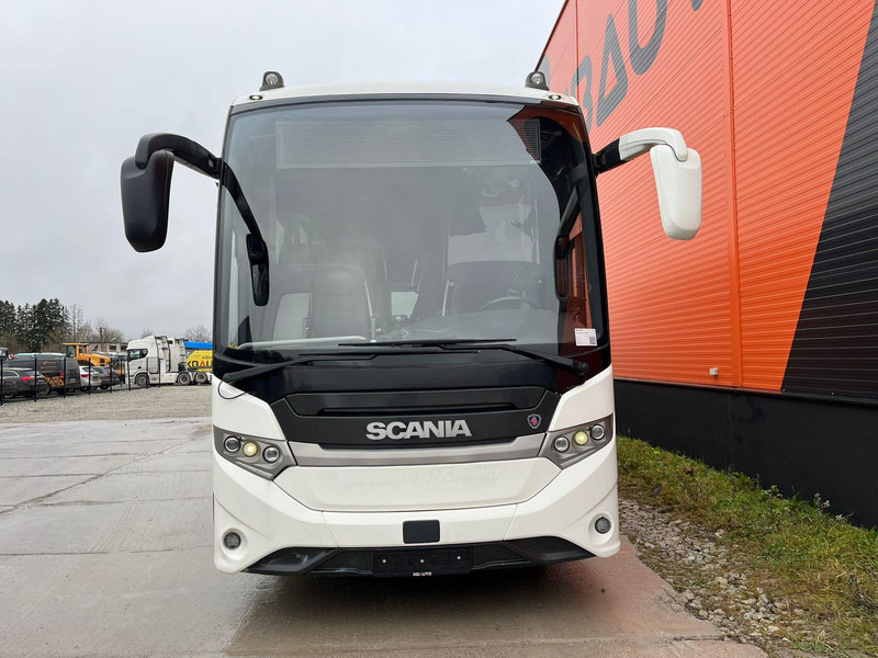 Scania K 450 6x2*4 Interlink 55 SEATS / AC / AUXILIARY HEATING / WHEELCHAIR LIFT / WC - Autokar: obrázok 2 Scania K 450 6x2*4 Interlink 55 SEATS / AC / AUXILIARY HEATING / WHEELCHAIR LIFT / WC - Autokar: obrázok 2