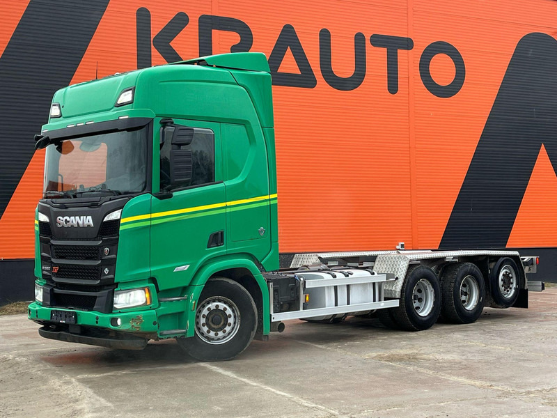 Scania R 580 8x4*4 9 TON FRONT AXLE / PTO / RETARDER - Podvozek s kabinou: obrázok 1 Scania R 580 8x4*4 9 TON FRONT AXLE / PTO / RETARDER - Podvozek s kabinou: obrázok 1