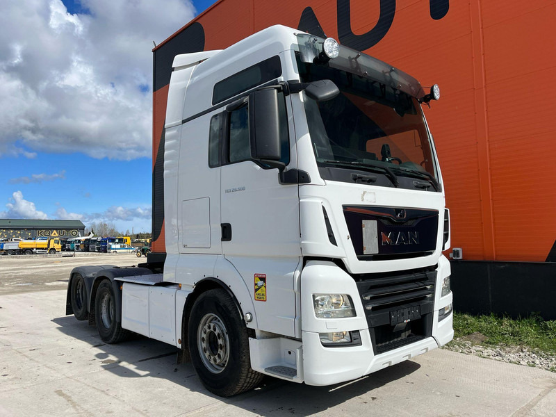 MAN TGX 28.500 6x2 XXL / HYDRAULICS / INTARDER / DOUBLE BOGIE - Ťahač: obrázok 4 MAN TGX 28.500 6x2 XXL / HYDRAULICS / INTARDER / DOUBLE BOGIE - Ťahač: obrázok 4