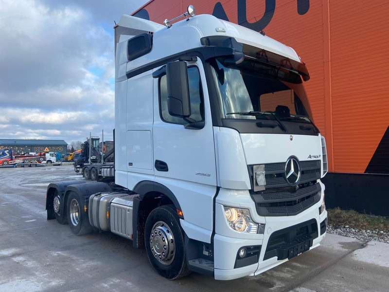 Mercedes-Benz Actros F 2553 6x2 BIG SPACE - Ťahač: obrázok 4 Mercedes-Benz Actros F 2553 6x2 BIG SPACE - Ťahač: obrázok 4