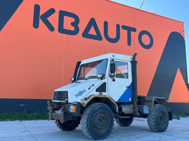 Mercedes-Benz Unimog U130 4x4 - Ťahač: obrázok 1 Mercedes-Benz Unimog U130 4x4 - Ťahač: obrázok 1