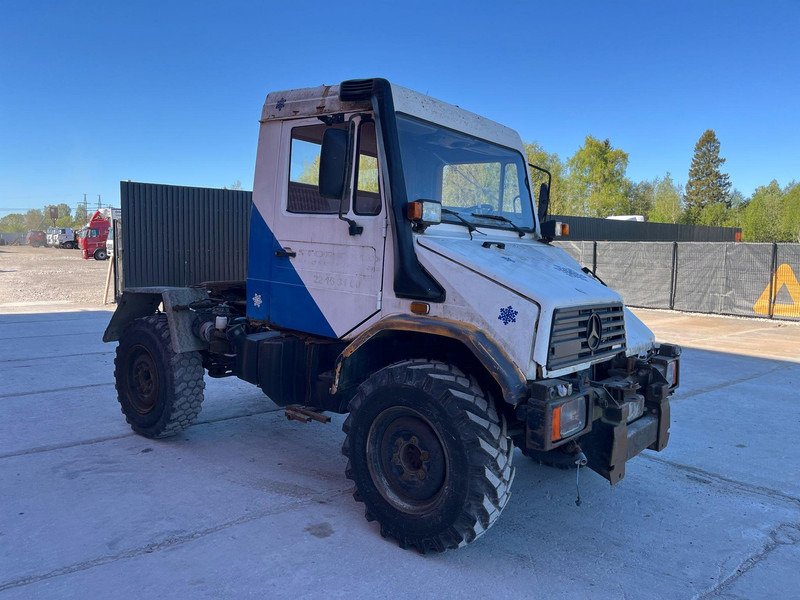 Mercedes-Benz Unimog U130 4x4 - Ťahač: obrázok 4 Mercedes-Benz Unimog U130 4x4 - Ťahač: obrázok 4