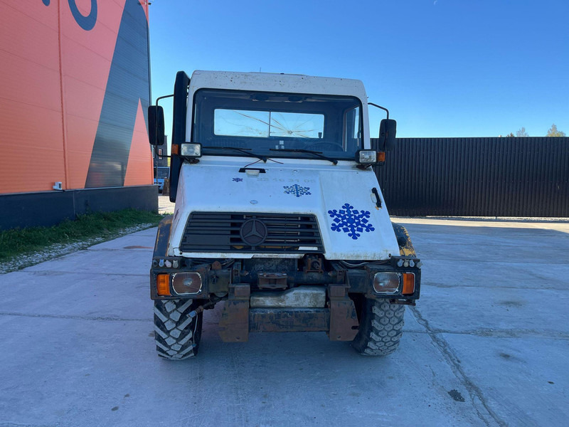 Mercedes-Benz Unimog U130 4x4 - Ťahač: obrázok 3 Mercedes-Benz Unimog U130 4x4 - Ťahač: obrázok 3