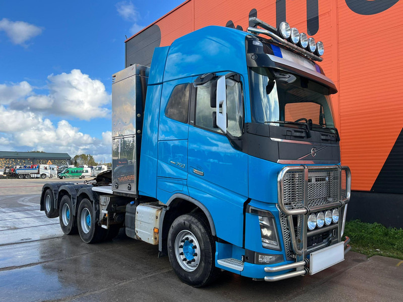 Volvo FH 16 750 8x4 GCW 130 ton / GLOBE XL / HYDRAULICS / BIG AXLES - Ťahač: obrázok 3 Volvo FH 16 750 8x4 GCW 130 ton / GLOBE XL / HYDRAULICS / BIG AXLES - Ťahač: obrázok 3
