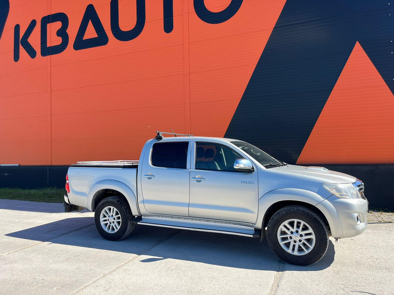 Toyota Hilux 4x4 - Pick-up: obrázok 5 Toyota Hilux 4x4 - Pick-up: obrázok 5