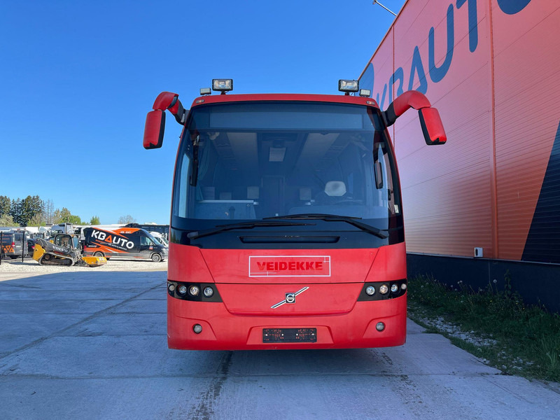 Volvo B 12 M 4x2 13 SEATS / AC / AUXILIARY HEATING / WC / KITCHEN - Prímestský autobus: obrázok 2 Volvo B 12 M 4x2 13 SEATS / AC / AUXILIARY HEATING / WC / KITCHEN - Prímestský autobus: obrázok 2