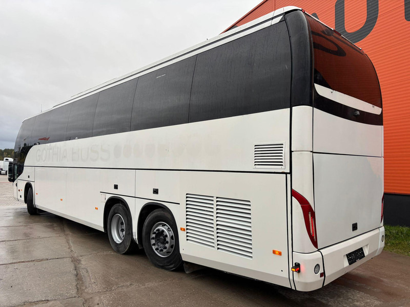 Volvo B12B Beulas Glory 6x2*4 61 SEATS / AC / AUXILIARY HEATING / WC - Autokar: obrázok 5 Volvo B12B Beulas Glory 6x2*4 61 SEATS / AC / AUXILIARY HEATING / WC - Autokar: obrázok 5