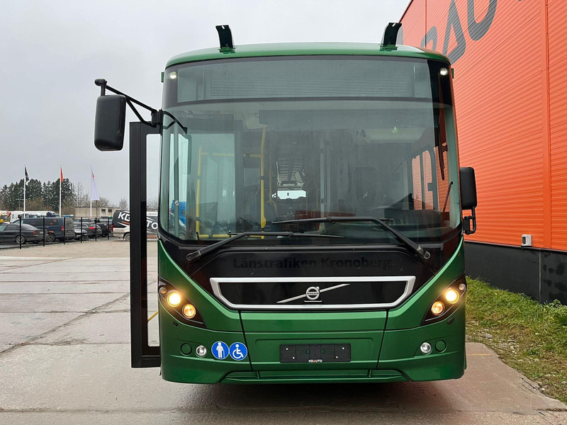 Volvo B8RLE 8900 6x2 AC / AUXILIARY HEATER / WHEELCHAIR RAMP - Mestský autobus: obrázok 2 Volvo B8RLE 8900 6x2 AC / AUXILIARY HEATER / WHEELCHAIR RAMP - Mestský autobus: obrázok 2
