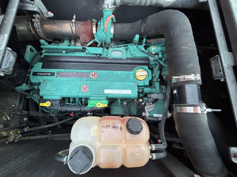 Leasing Volvo EC 220 EL ROTOTILT / CENTRAL LUBRICATION / AC / WEBASTO Volvo EC 220 EL ROTOTILT / CENTRAL LUBRICATION / AC / WEBASTO: obrázok 19 Leasing Volvo EC 220 EL ROTOTILT / CENTRAL LUBRICATION / AC / WEBASTO Volvo EC 220 EL ROTOTILT / CENTRAL LUBRICATION / AC / WEBASTO: obrázok 19