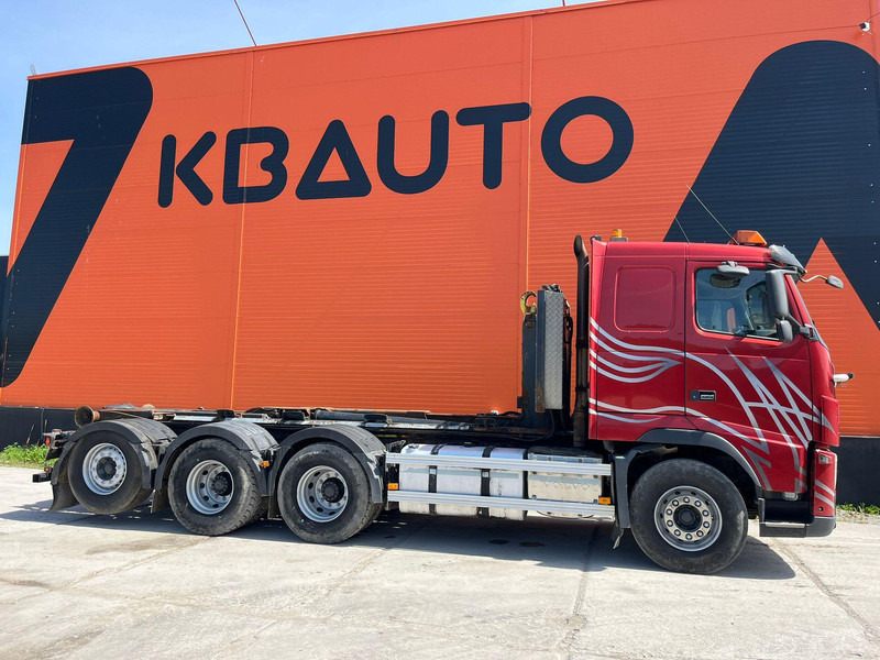 Volvo FH 16 700 8x4*4 HIAB XR 24 ton / L=5800 mm - Hákový nosič kontajnerov: obrázok 5 Volvo FH 16 700 8x4*4 HIAB XR 24 ton / L=5800 mm - Hákový nosič kontajnerov: obrázok 5