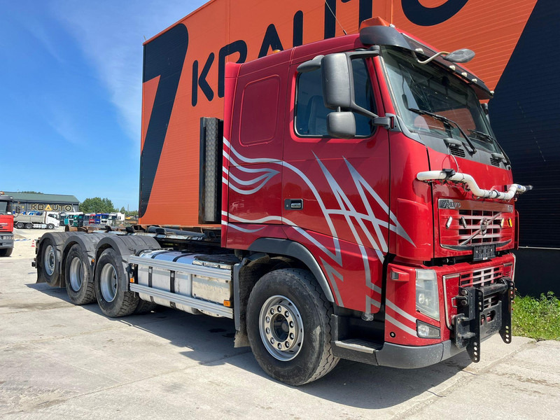 Volvo FH 16 700 8x4*4 HIAB XR 24 ton / L=5800 mm - Hákový nosič kontajnerov: obrázok 4 Volvo FH 16 700 8x4*4 HIAB XR 24 ton / L=5800 mm - Hákový nosič kontajnerov: obrázok 4
