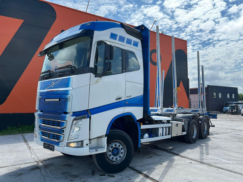 Volvo FH 16 750 6x4 HYDRAULICS - Nákladné vozidlo na prepravu dreva, Auto s hydraulickou rukou: obrázok 1 Volvo FH 16 750 6x4 HYDRAULICS - Nákladné vozidlo na prepravu dreva, Auto s hydraulickou rukou: obrázok 1