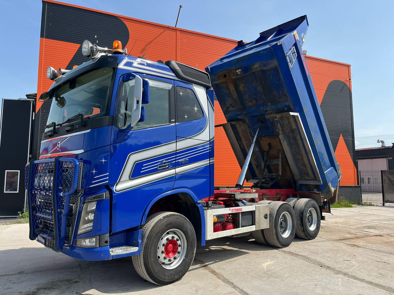 Volvo FH 16 750 6x4 RETARDER / TANDEM AXLE LIFT / BIG AXLES / BOX L=4732 mm - Sklápač: obrázok 2 Volvo FH 16 750 6x4 RETARDER / TANDEM AXLE LIFT / BIG AXLES / BOX L=4732 mm - Sklápač: obrázok 2