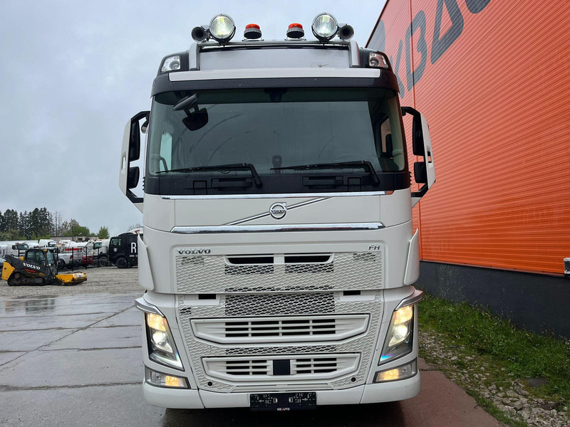 Volvo FH 540 6x4 HIAB 21 ton / L=5600 mm / RETARDER / TANDEM AXLE LIFT - Hákový nosič kontajnerov: obrázok 3 Volvo FH 540 6x4 HIAB 21 ton / L=5600 mm / RETARDER / TANDEM AXLE LIFT - Hákový nosič kontajnerov: obrázok 3