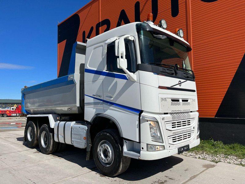Volvo FH 540 6x4 RETARDER / TANDEM AXLE LIFT / BIG AXLES / BOX L=4488 mm - Sklápač: obrázok 4 Volvo FH 540 6x4 RETARDER / TANDEM AXLE LIFT / BIG AXLES / BOX L=4488 mm - Sklápač: obrázok 4