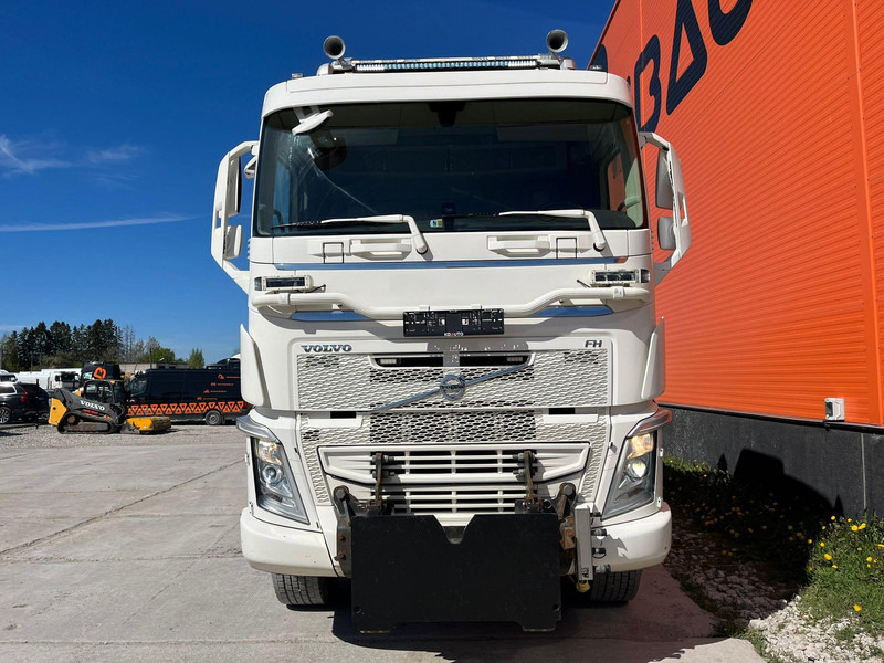 Volvo FH 540 8x4 RETARDER / TANDEM AXLE LIFT / BIG AXLES / BOX L=5704 mm - Sklápač: obrázok 3 Volvo FH 540 8x4 RETARDER / TANDEM AXLE LIFT / BIG AXLES / BOX L=5704 mm - Sklápač: obrázok 3
