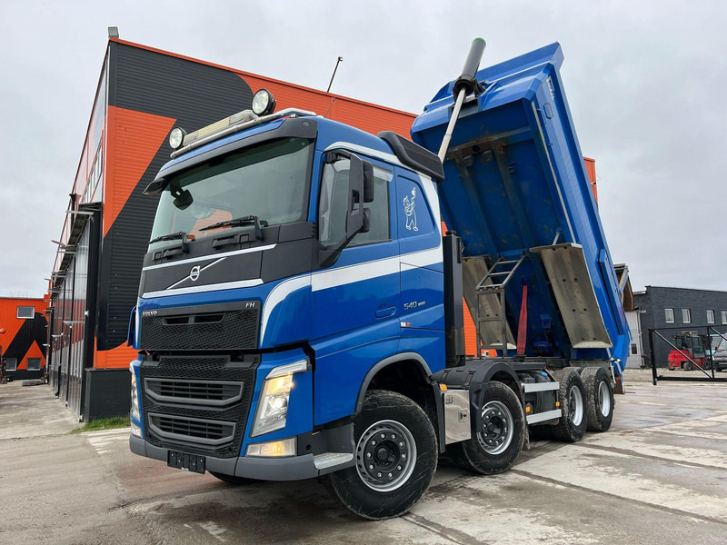 Volvo FH 540 8x4 TANDEM AXLE LIFT / BIG AXLES / BOX L=5652 mm - Sklápač: obrázok 2 Volvo FH 540 8x4 TANDEM AXLE LIFT / BIG AXLES / BOX L=5652 mm - Sklápač: obrázok 2